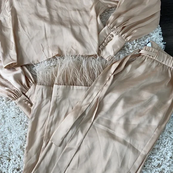 Set - Picture 5 of 7